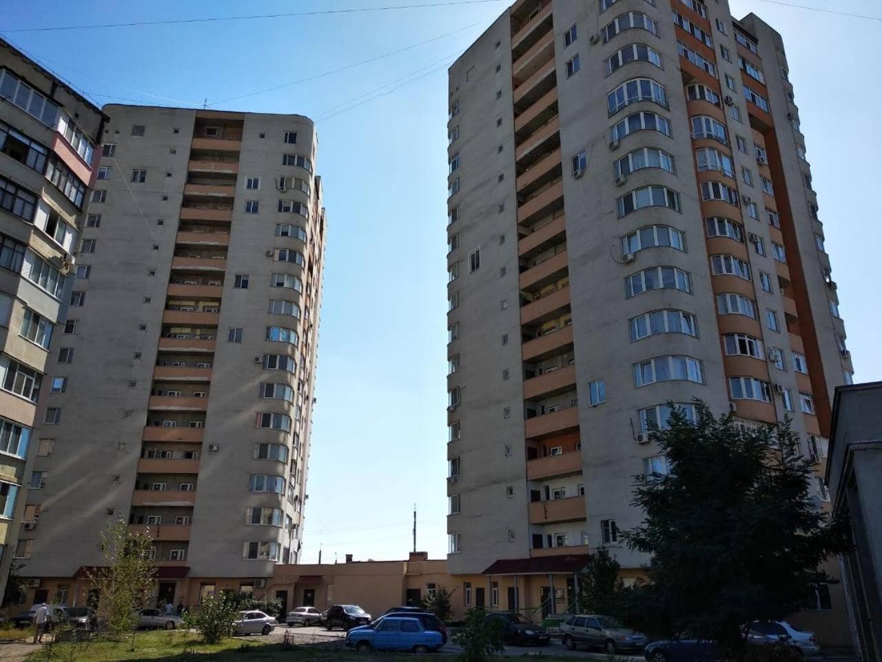 Family Apartment Poltava Exterior foto
